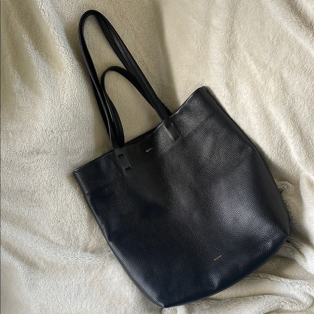 CUYANA Easy Tall Tote: Classic Black Leather Tote with Minimalist Design